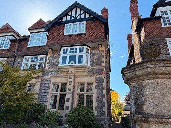 3 Bedroom Flat For Sale In Downleaze, Sneyd Park, Bristol, BS9
