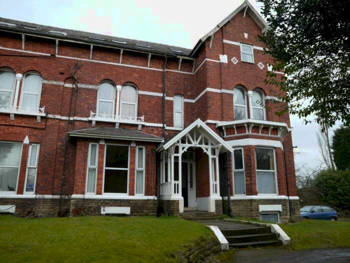 1 Bedroom Studio Flat To Rent In Highfield Avenue, Sale, M33