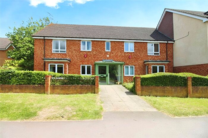 2 Bedroom Flat For Sale In Milton Road, Clapham, Bedford, Bedfordshire, MK41