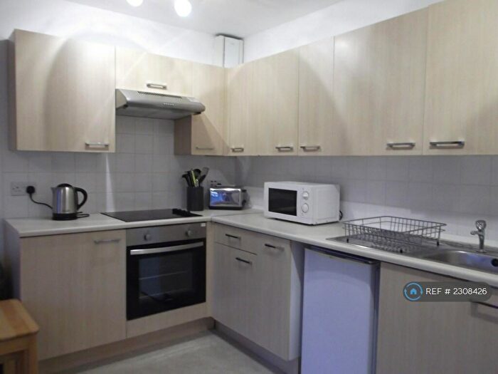 2 Bedroom Flat To Rent In Belmont Road, Aberdeen, AB25
