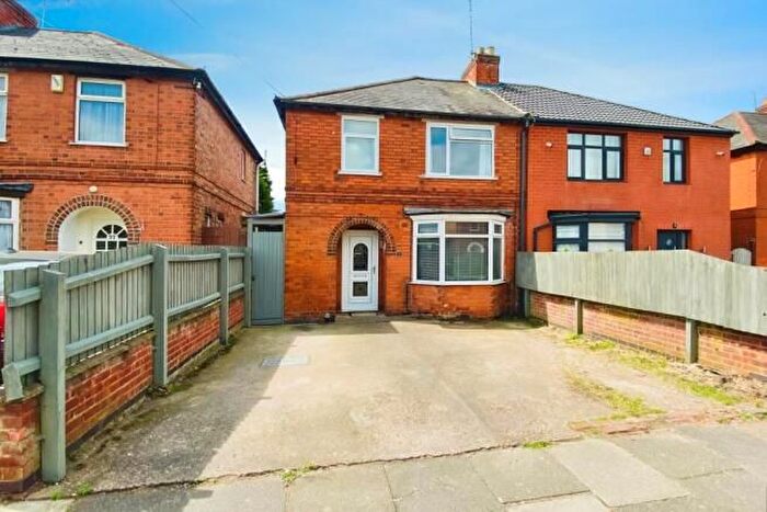3 Bedroom Semi Detached House For Sale In Evesham Road, Rowley Fields, LE3