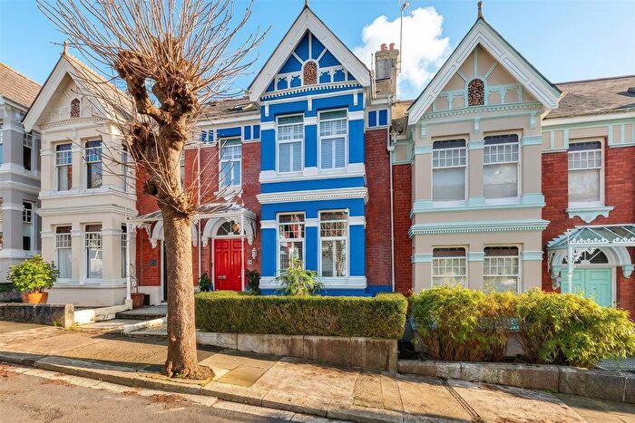 4 Bedroom Terraced House For Sale In Burleigh Park Road, Plymouth, PL3