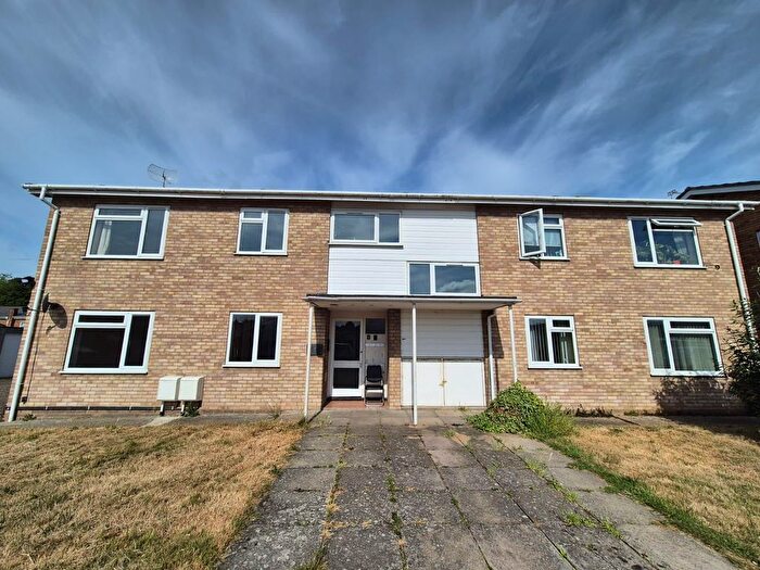 2 Bedroom Flat For Sale In Jennings Way, Diss, Norfolk, IP22