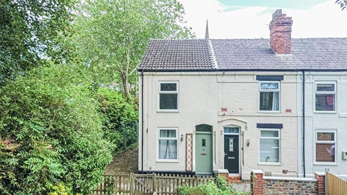 2 Bedroom End Of Terrace House For Sale In Sandhill Terrace, Warrington, WA4