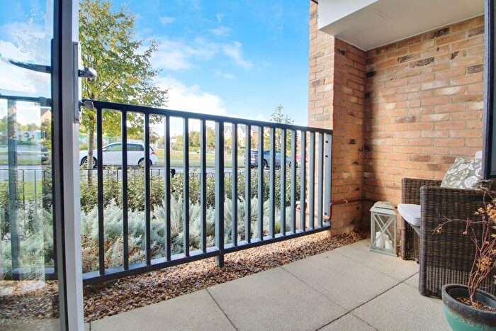 1 Bedroom Flat For Sale In Field Maple Close, St Neots, PE19