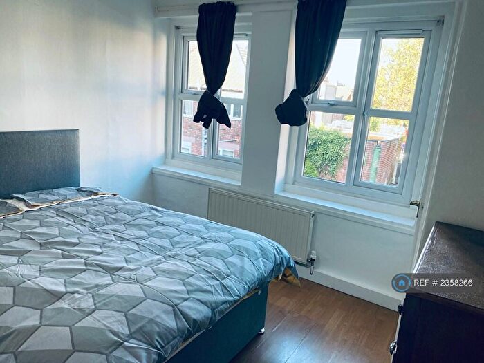 3 Bedroom Flat To Rent In Holland Street, Liverpool, L7