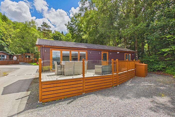 2 Bedroom Lodge For Sale In Pony Meadow, Whitecross Bay, LA23