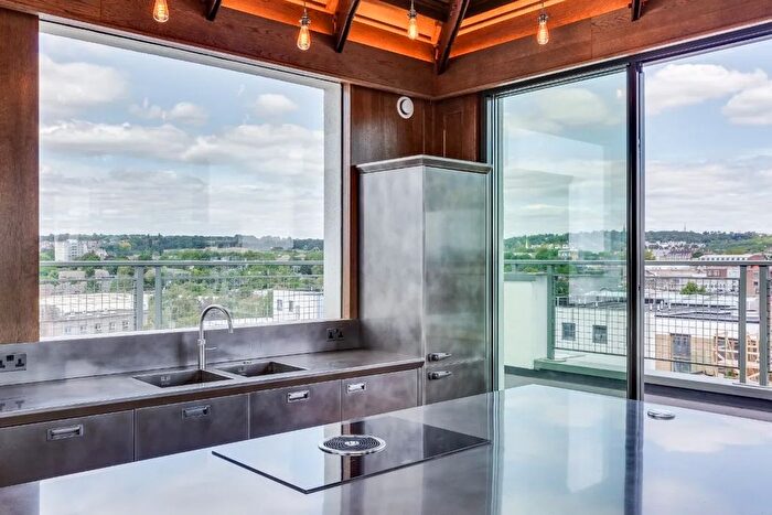 4 Bedroom Penthouse For Sale In Holmes Road, Kentish Town, NW5