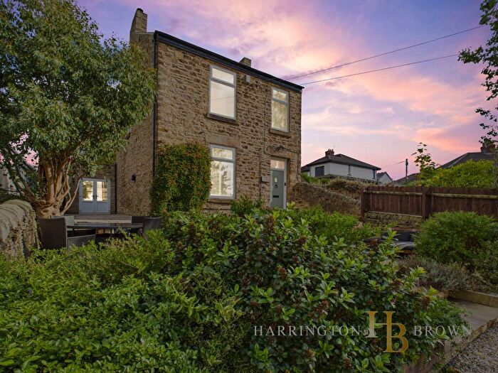 3 Bedroom Detached House For Sale In Jasmine Cottage, Benfieldside Road, DH8