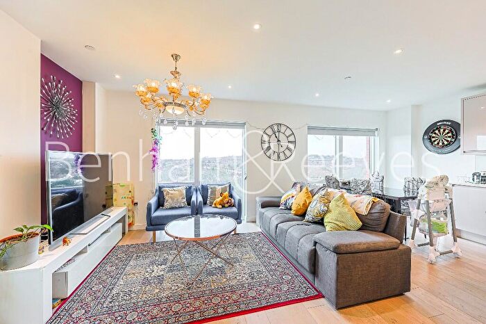 3 Bedroom Apartment To Rent In Thonrey Close, Colindale Gardens, NW9