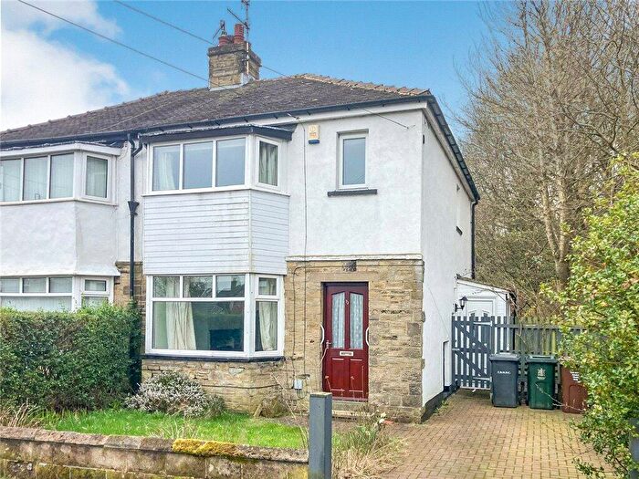 3 Bedroom Semi Detached House For Sale In Avondale Road, Shipley, West Yorkshire, BD18