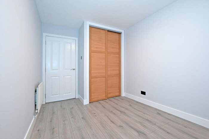 2 Bedroom Flat To Rent In B, South College Street, Aberdeen, AB11