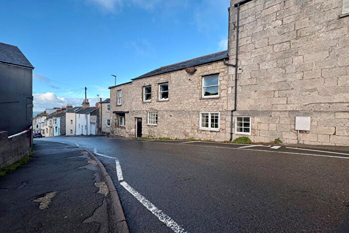 2 Bedroom Terraced House To Rent In Portland, DT5