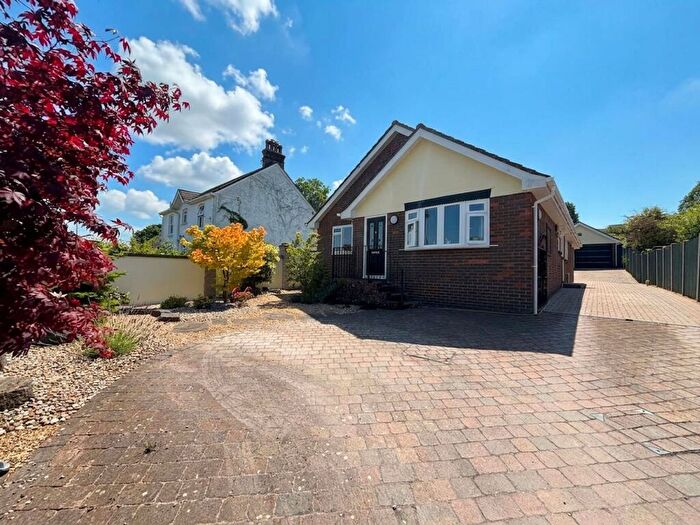 3 Bedroom Detached Bungalow For Sale In Camel Green Road, Alderholt, SP6