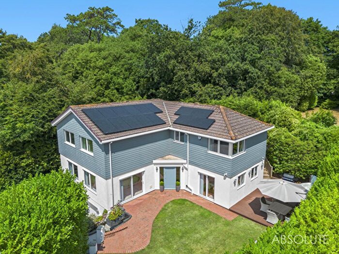 5 Bedroom Detached House For Sale In Watcombe Heights Road, Torquay, TQ1