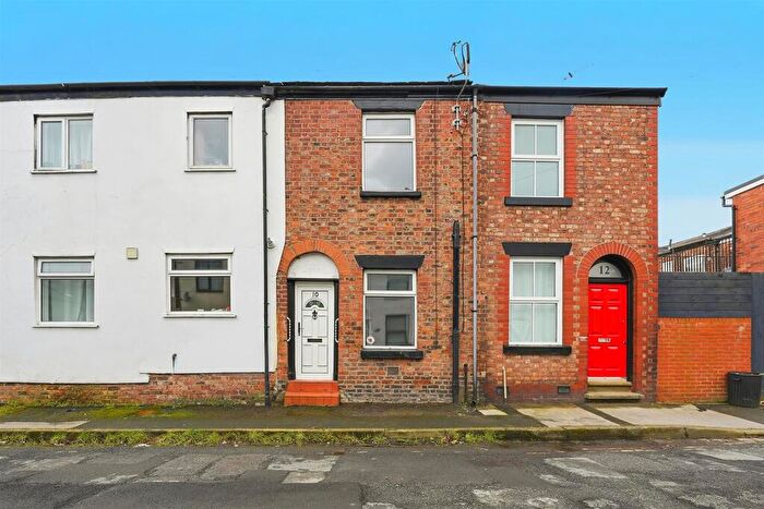 2 Bedroom Terraced House For Sale In Hatton Street, Macclesfield, Cheshire, SK11