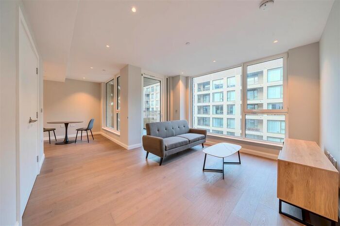 1 Bedroom Flat To Rent In Oval Village, Gasholder Place, London, SE11