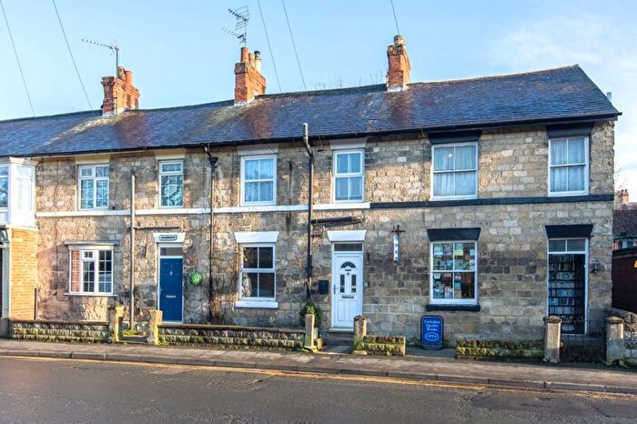 3 Bedroom Terraced House For Sale In Park Street, Pickering, YO18