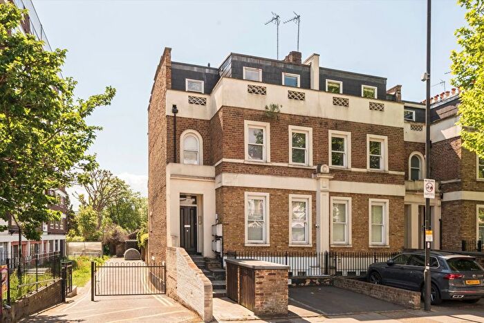 1 Bedroom Flat To Rent In Goldhawk Road, Shepherds Bush, W12