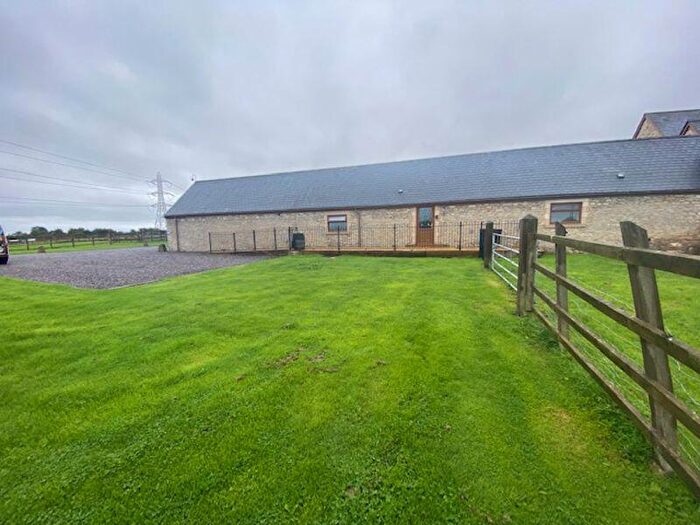 2 Bedroom Semi-Detached Bungalow To Rent In Inclusive Of Council Tax And Water Rates. A Two Bedroom Unfurnished Bungalow In Private Grounds, SN12