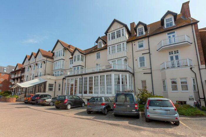 2 Bedroom Flat To Rent In Beach Road, St. Mildreds Court Beach Road, CT8