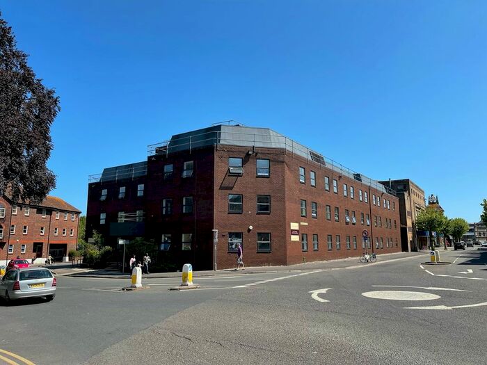 Studio To Rent In Tower Street, Taunton, TA1