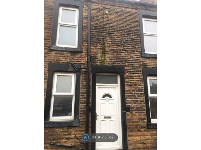 1 Bedroom Terraced House To Rent In South Street, Morley, Leeds, LS27