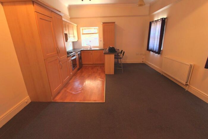 2 Bedroom Apartment To Rent In Queens Road, Hinckley, LE10