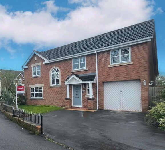 4 Bedroom Detached House For Sale In Turnpike Way, Coven, Wolverhampton, WV9