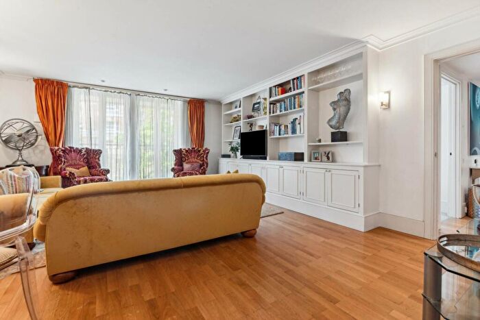 2 Bedroom Apartment To Rent In Benham House, Coleridge Gardens, Chelsea, SW10