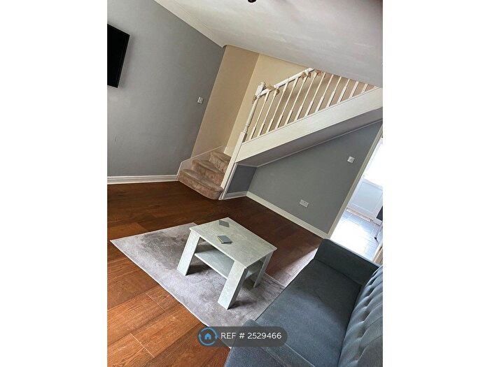 2 Bedroom Semi-Detached House To Rent In Brookdale Park, Crewe, CW2