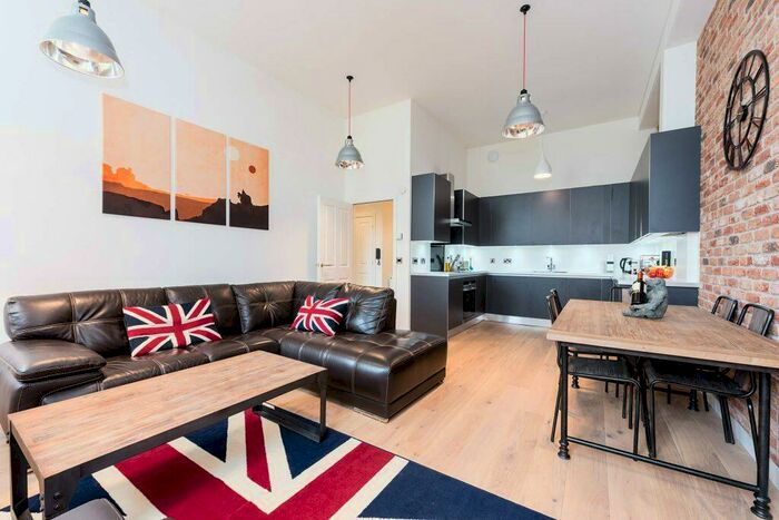 2 Bedroom Flat To Rent In L &# Duke Street, Edinburgh, EH6