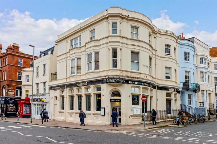 1 Bedroom Flat For Sale In Western Road, Brighton, BN1