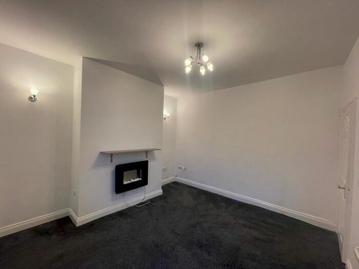 2 Bedroom Flat To Rent In Jervis Street, Hebburn, Tyne And Wear, NE31