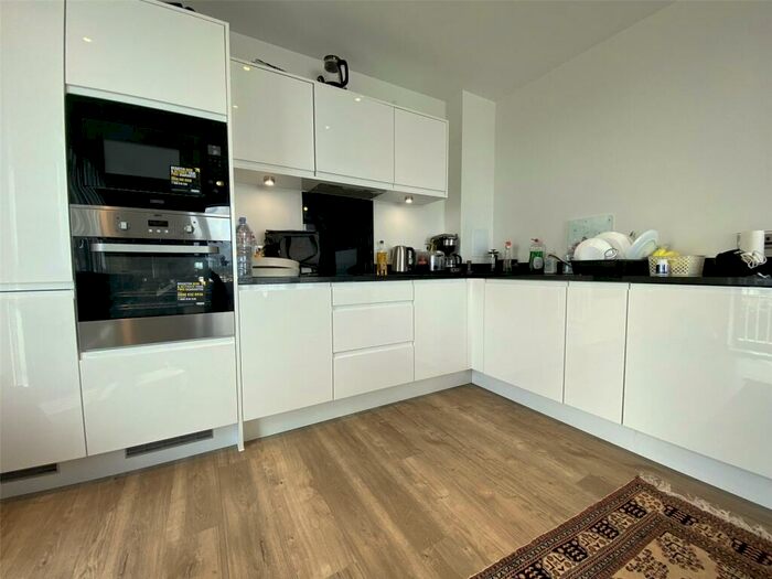 2 Bedroom Flat To Rent In Baronet House, London, NW10