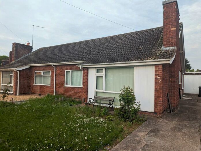 2 Bedroom Bungalow To Rent In Belvoir Drive, Barton Seagrave, NN15