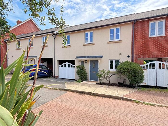 3 Bedroom Terraced House For Sale In Princess Mary Gate, Wendover, HP22
