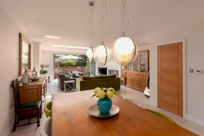 4 Bedroom Property To Rent In Somerset Road, London, SW19