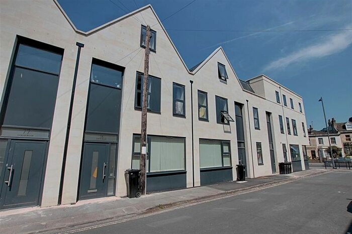 2 Bedroom Maisonette To Rent In Lorne Road, Bath, BA2