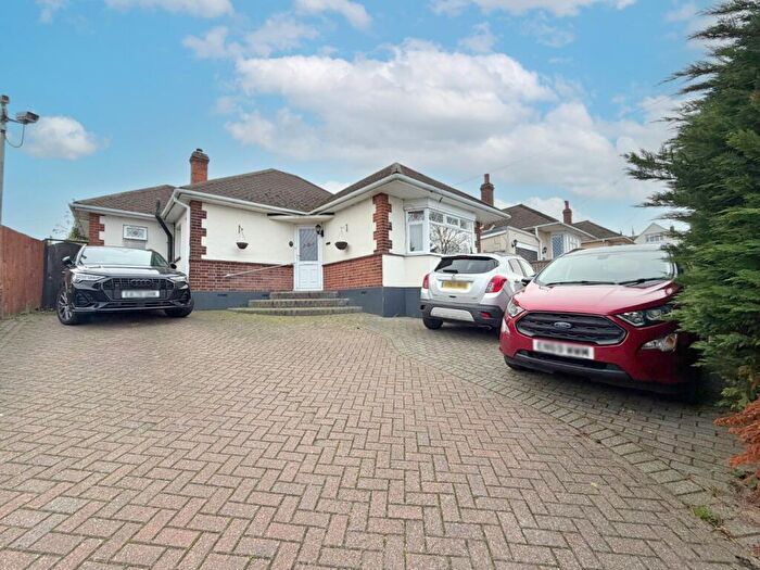 3 Bedroom Detached Bungalow For Sale In School Lane, Benfleet, Essex, SS7