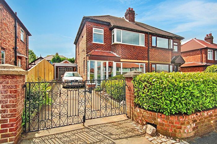3 Bedroom Semi-Detached House To Rent In Bernard Avenue, Appleton, WA4