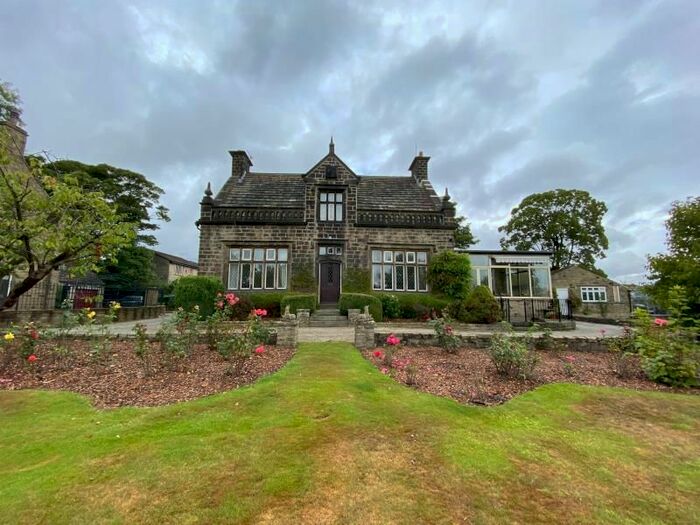 3 Bedroom Detached House To Rent In Eldwick Grange, Sheriff Lane, Bingley, West Yorkshire, BD16