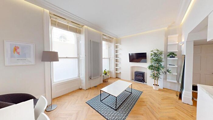 1 Bedroom Flat To Rent In Oriental Place, Brighton, BN1