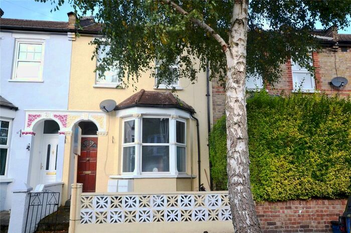 1 Bedroom Flat To Rent In New Trinity Road, East Finchley, London, N2