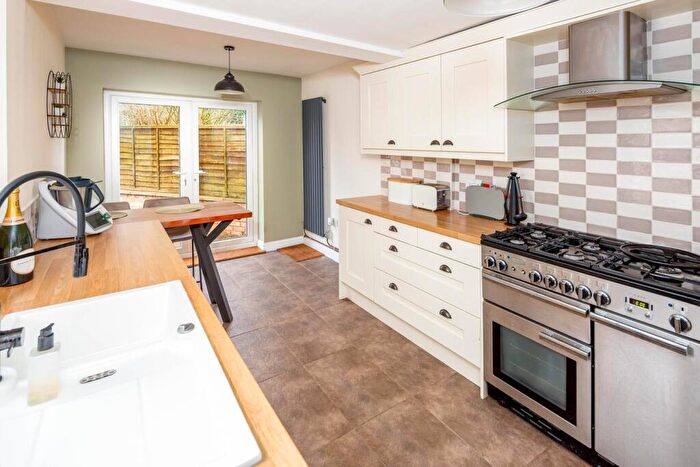 2 Bedroom End Of Terrace House To Rent In Woburn Road, Heath & Reach, Bucks, LU7