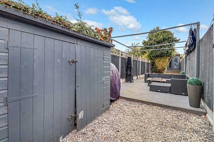 1 Bedroom Flat For Sale In High Street, Shoeburyness, SS3