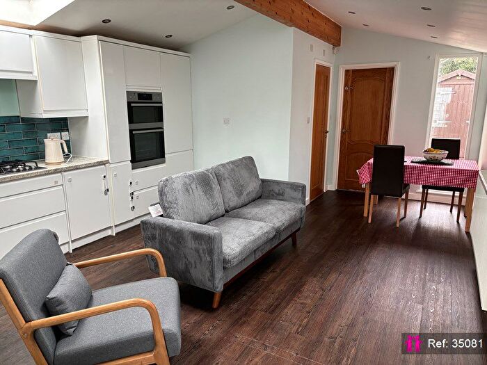 1 Bedroom Terraced House To Rent In Manor Road, Guildford, GU2