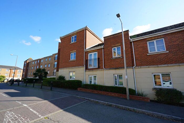 2 Bedroom Flat To Rent In Coniston Avenue, Purfleet, RM19