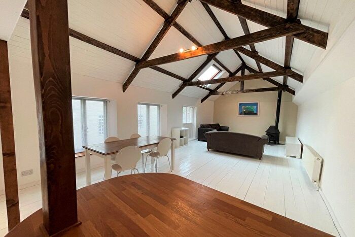 2 Bedroom Barn Conversion For Sale In Back Street, Modbury, PL21