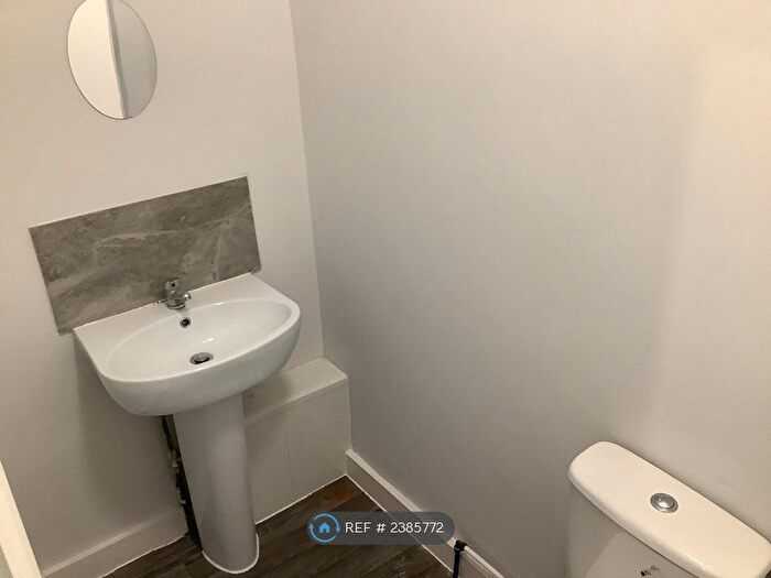 1 Bedroom Flat To Rent In Wolsdon Street, Plymouth, PL1